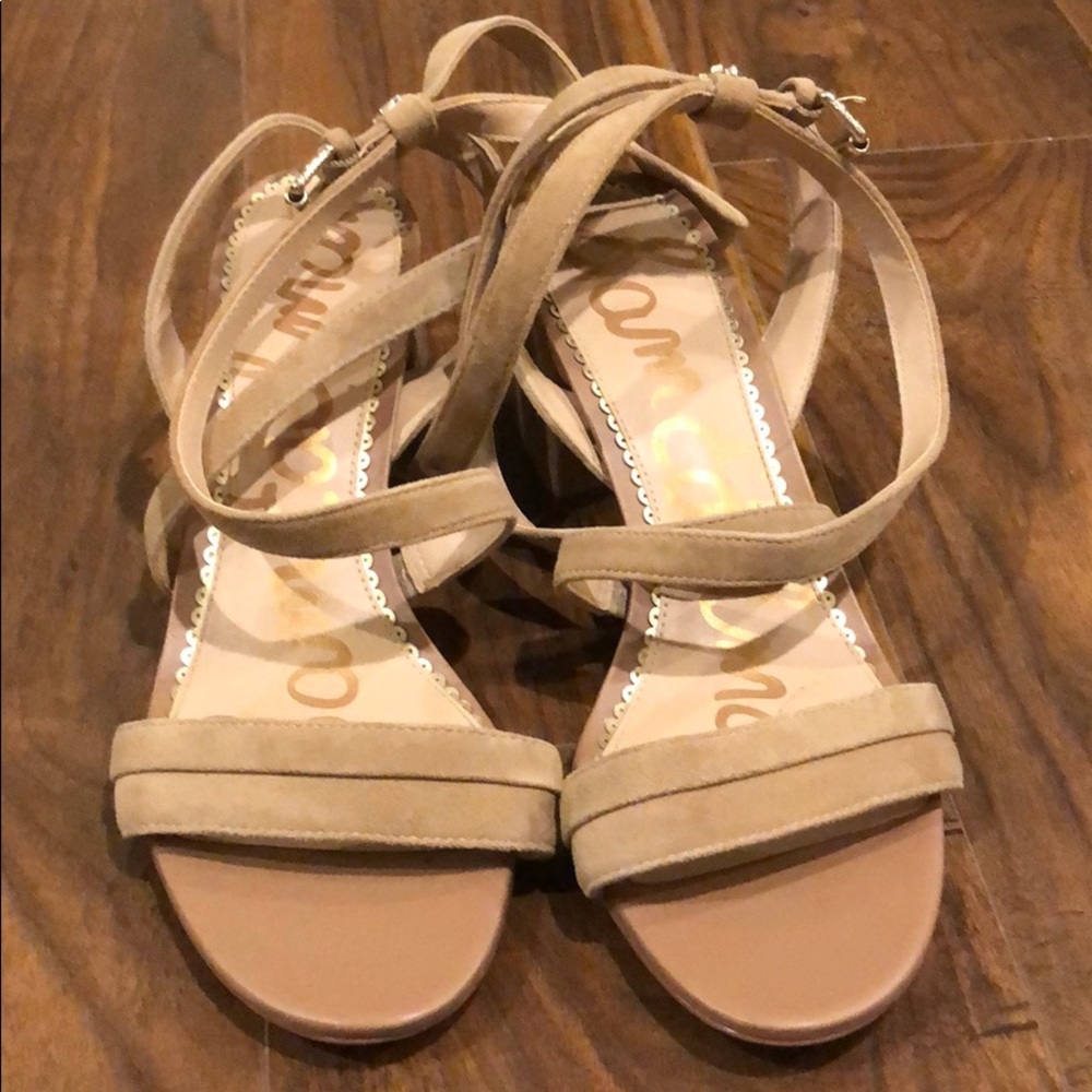 Beige Sam Edelman heels